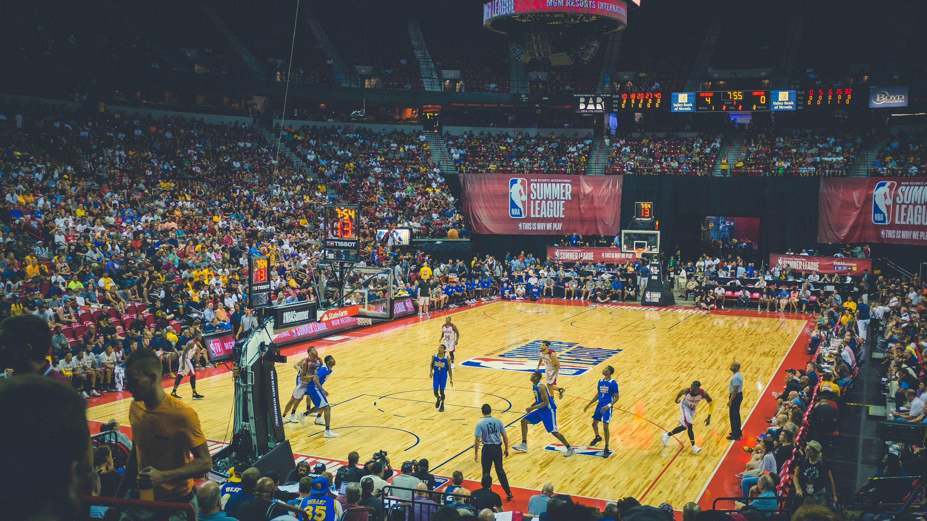 中国男篮新阵亮相，那么优美又那么陌生的篮球诗篇